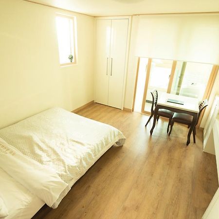 Ean Residence Hotel Daejeon Bagian luar foto