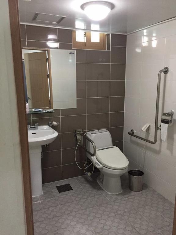 Ean Residence Hotel Daejeon Bagian luar foto