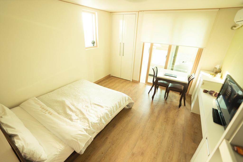 Ean Residence Hotel Daejeon Bagian luar foto