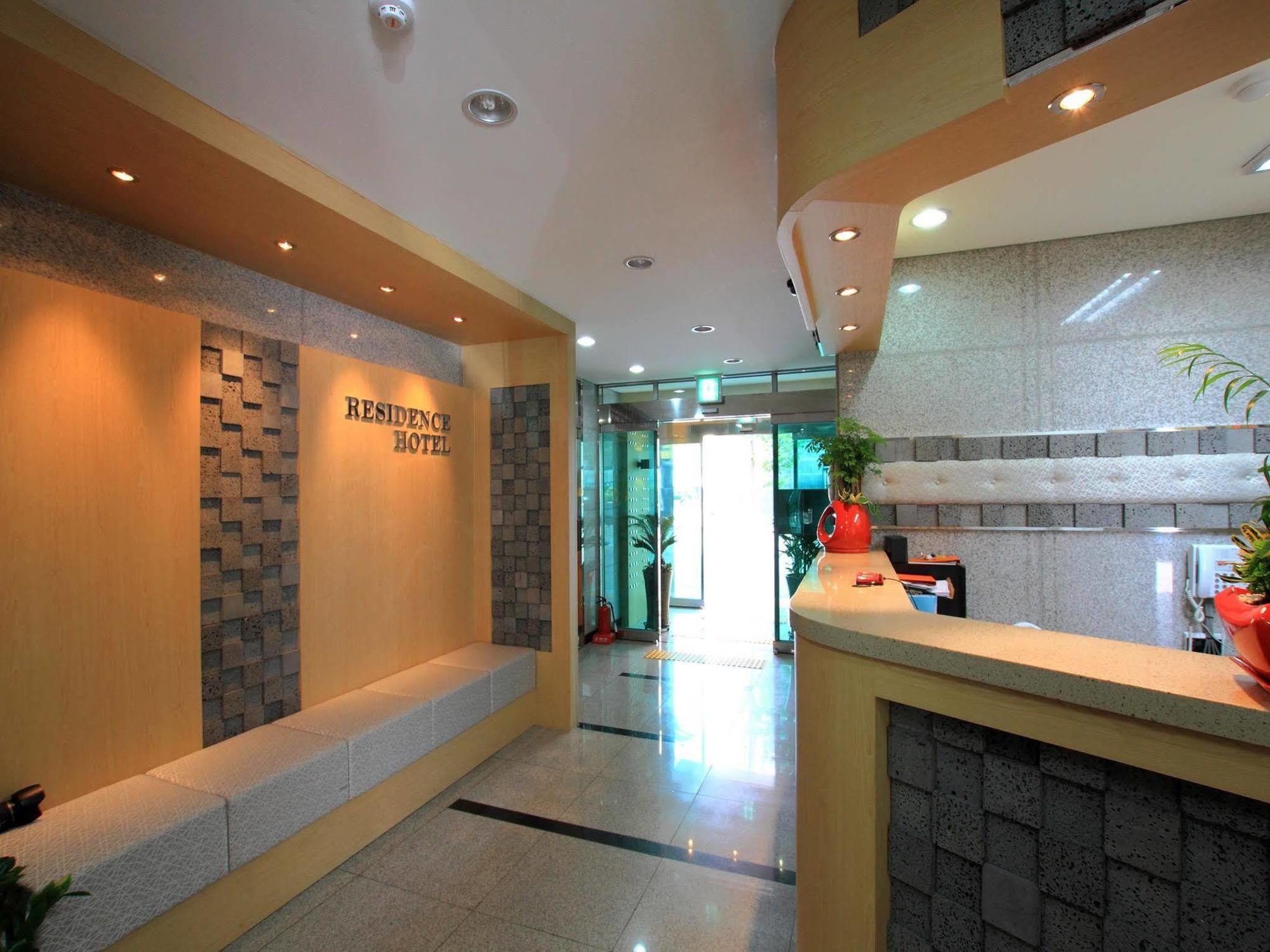 Ean Residence Hotel Daejeon Bagian luar foto