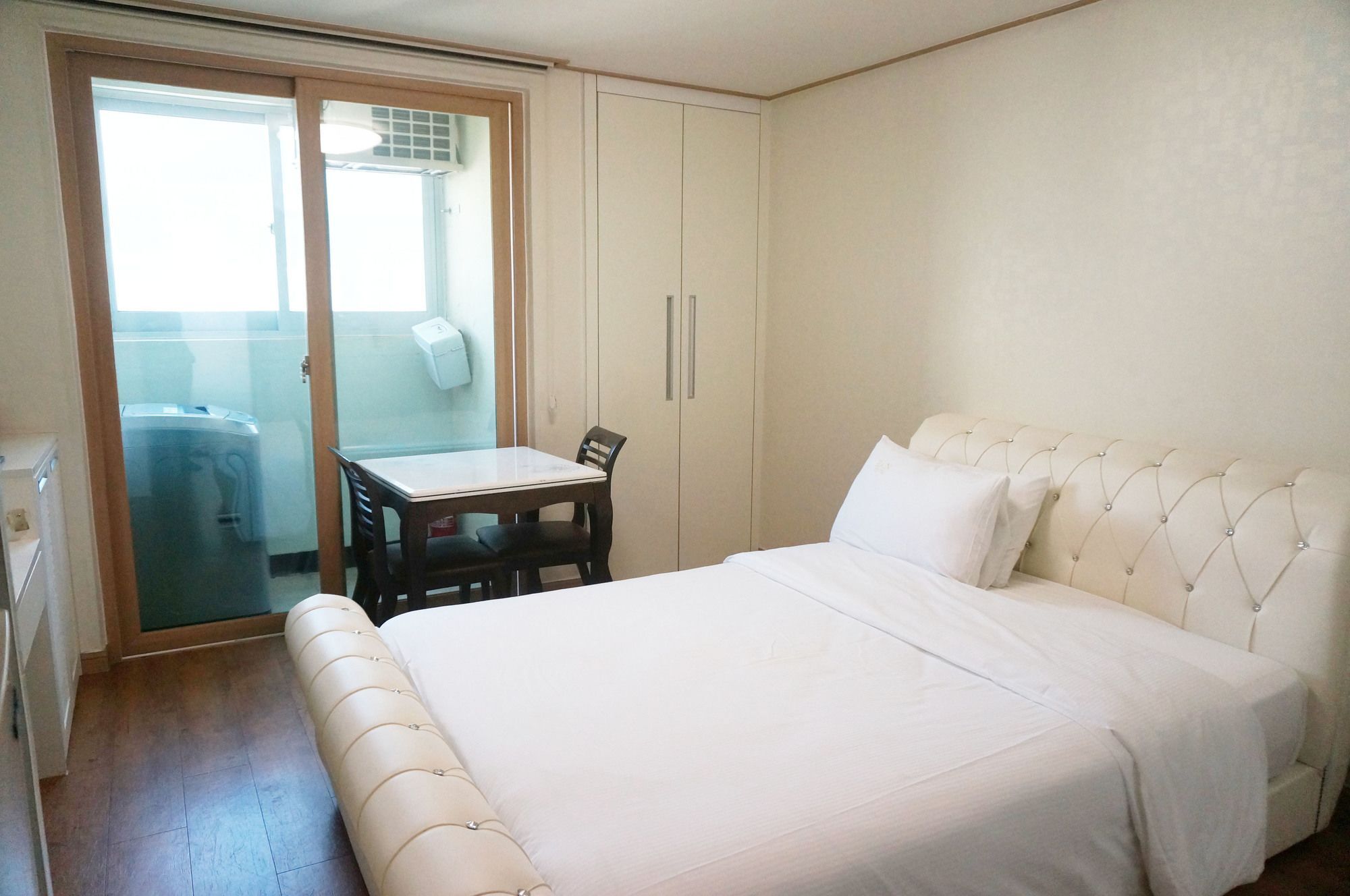 Ean Residence Hotel Daejeon Bagian luar foto
